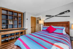 586 Seclusion Shores (Segundo Viento)