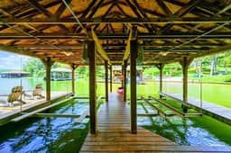 5306 Spinnaker Way (Blue Sails)