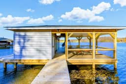 6616 Summerview (License to Chill)