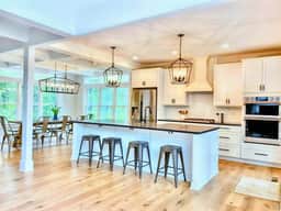530 Hemlock Loop (Hemlock Haven)