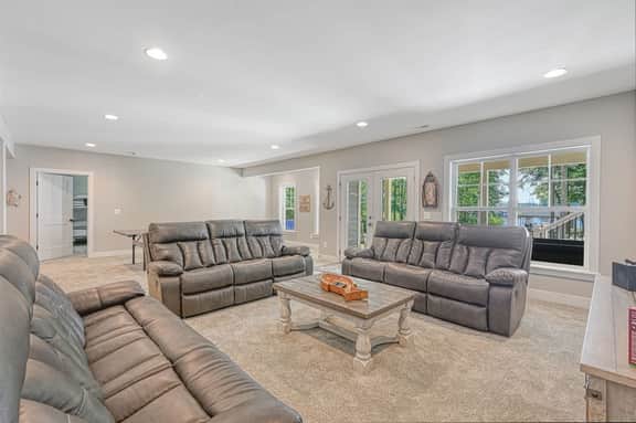 80 Fairview (Shaded Cove)