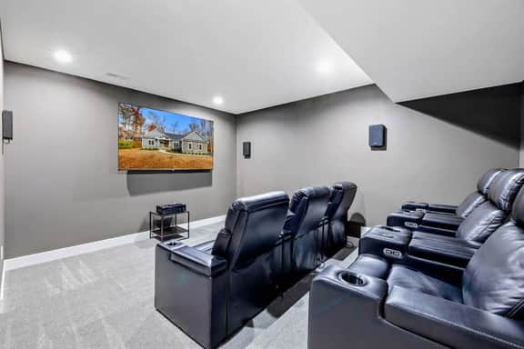 140 Lighthouse (Lighthouse Cove)