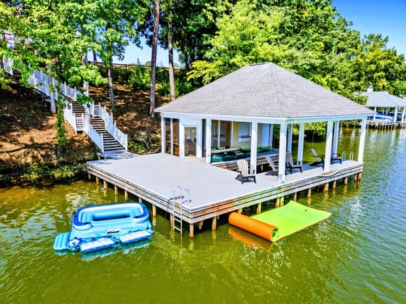 6600 Sunrise Bay (LesLee at Lake Anna)
