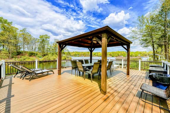 1062 Tall Pines (Hideaway Cove)