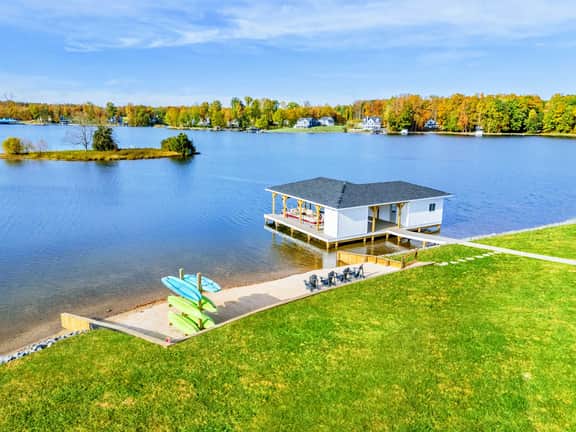 461 Rock Island (Private Pointe)