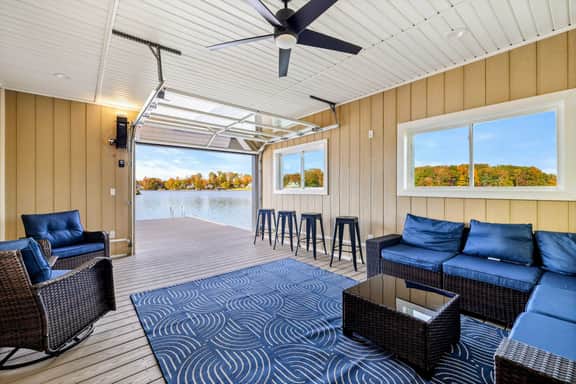 461 Rock Island (Private Pointe)
