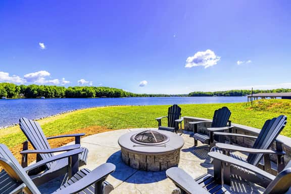461 Rock Island (Private Pointe)