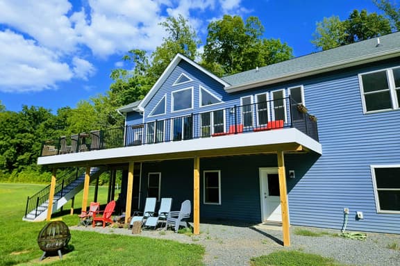 920 -Inn at the Loch